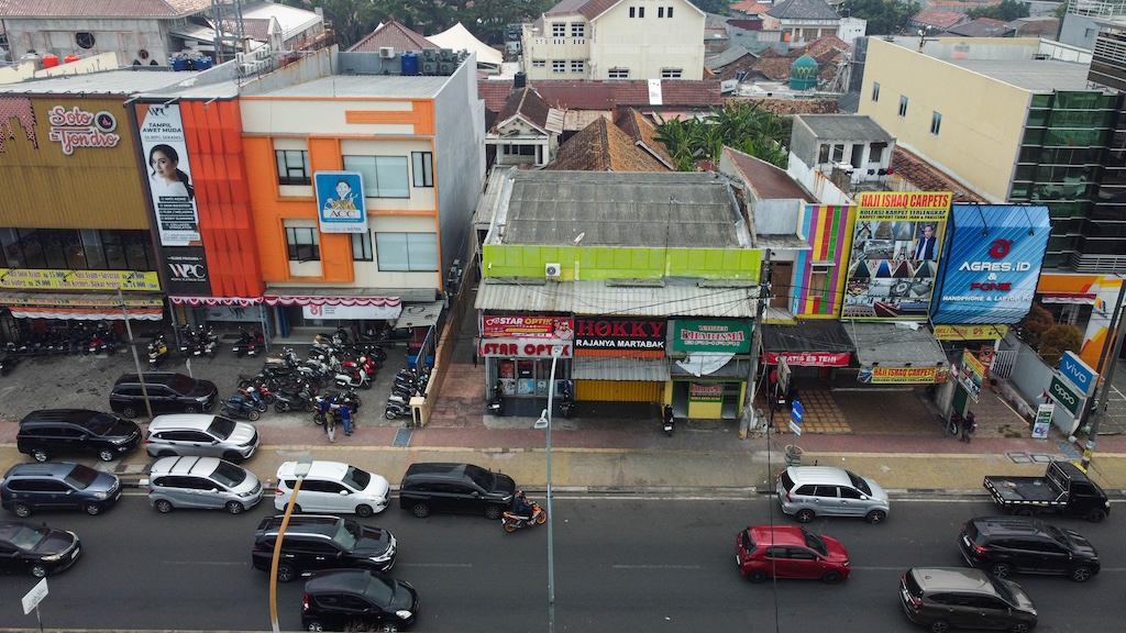 Tampak depan