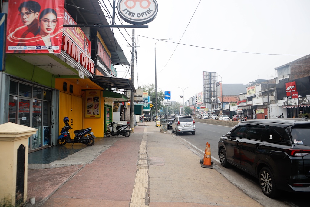 Tampak atas jalan protokol