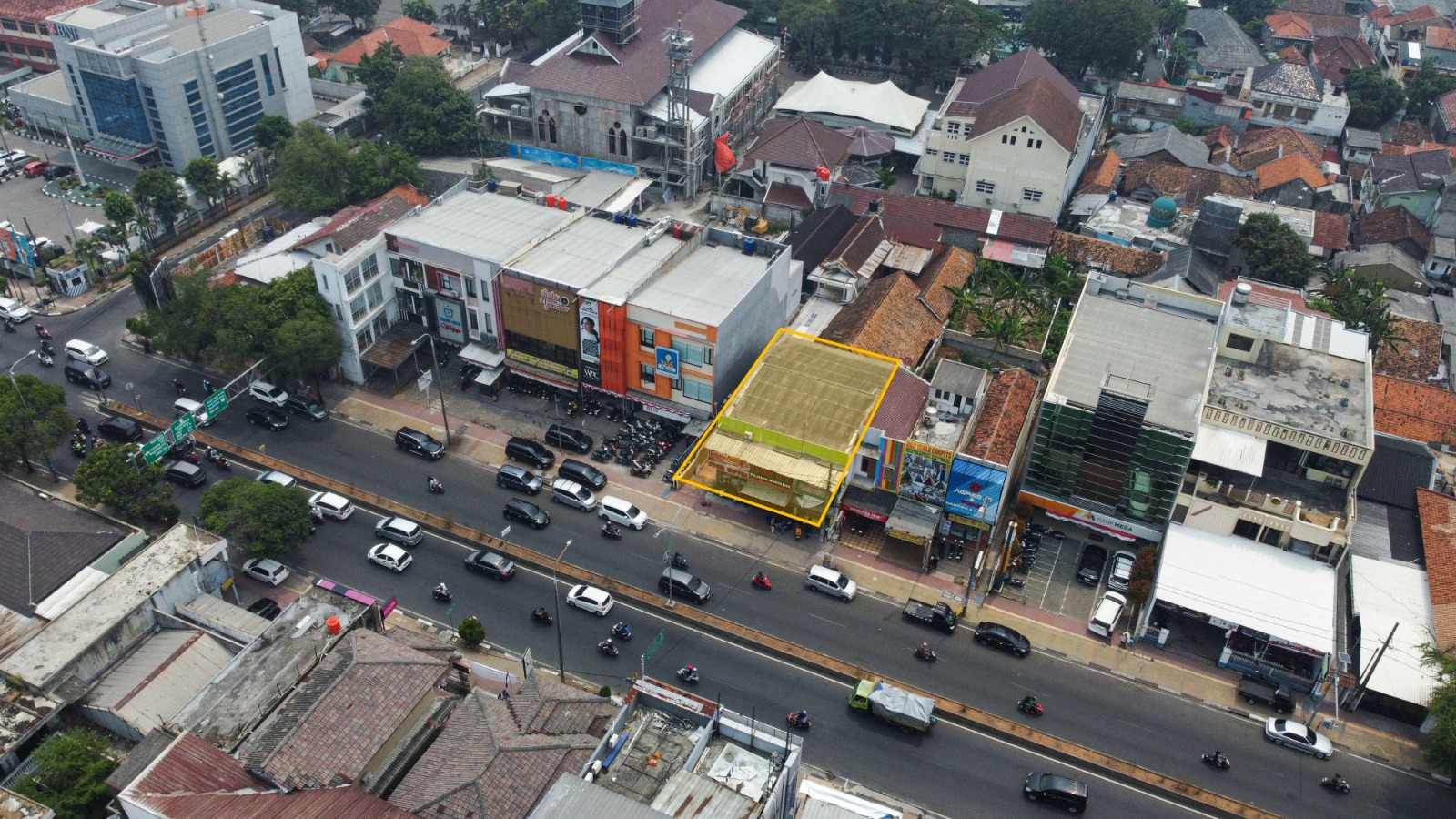 Tampak atas